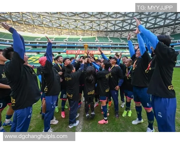 重庆足球队与北京足球队的速度对决赛后分析与总结